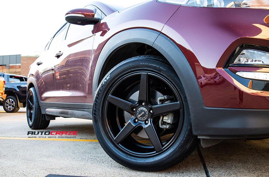 HYUNDAI TUCSON DISTRICT SATIN BLACK